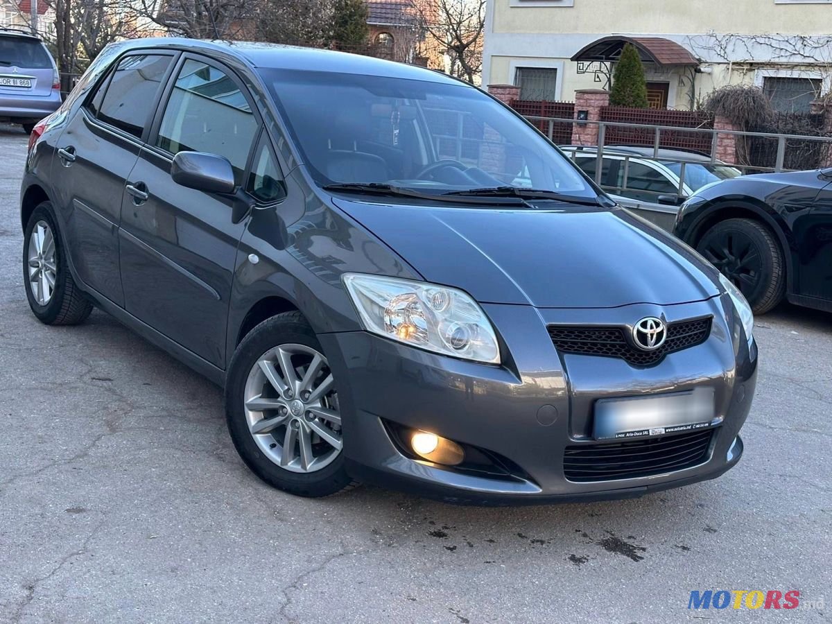 2009' Toyota Auris photo #6