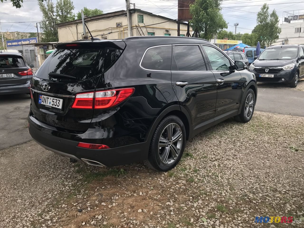 2015' Hyundai Santa Fe photo #3