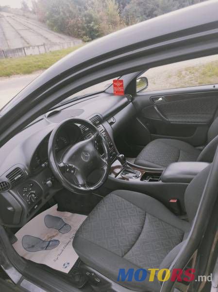 2001' Mercedes-Benz C photo #6