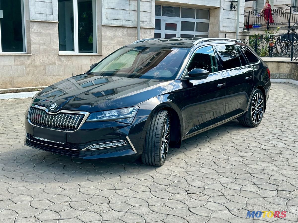 2021' Skoda Superb photo #2