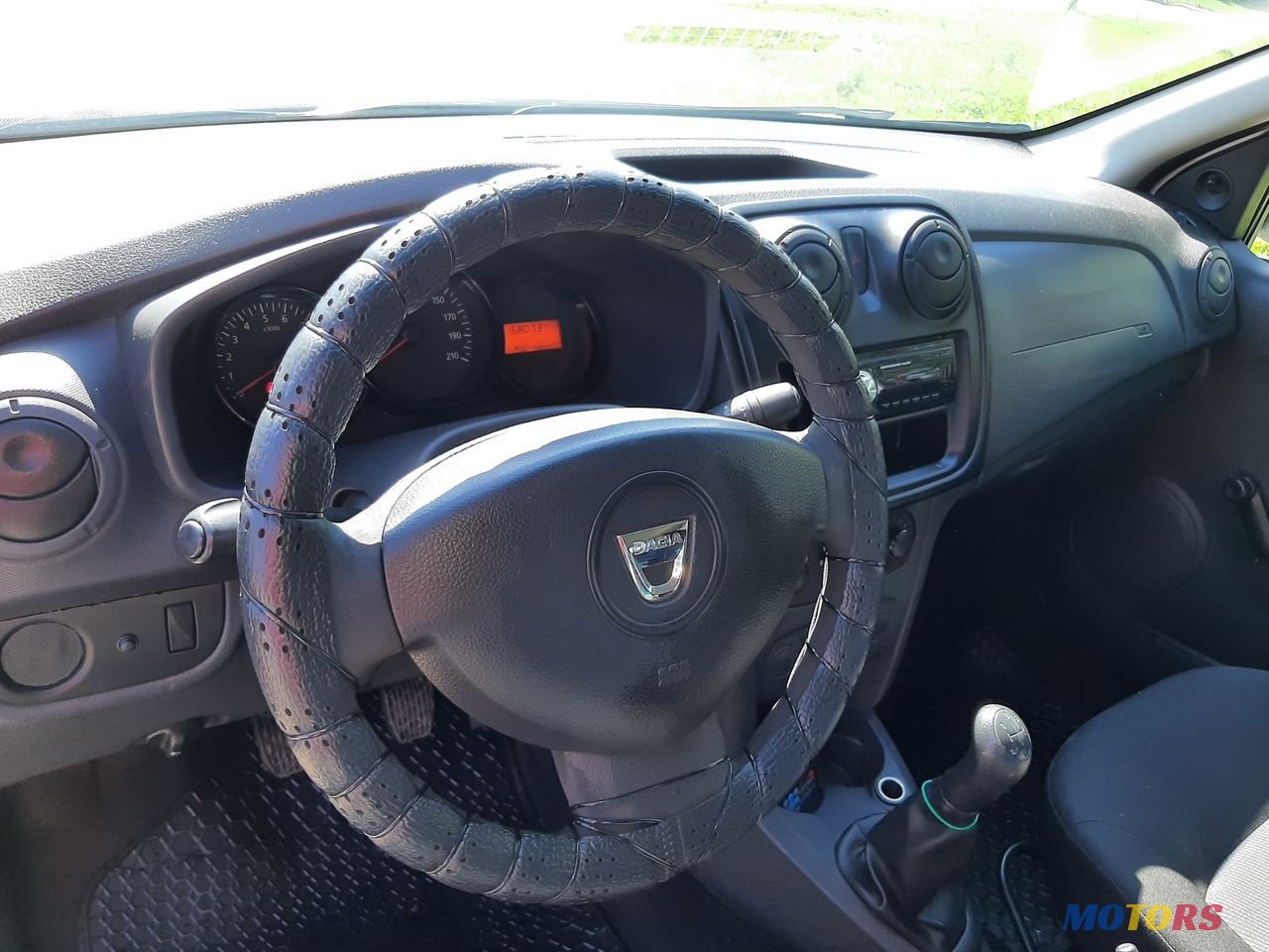 2016' Dacia Logan photo #6