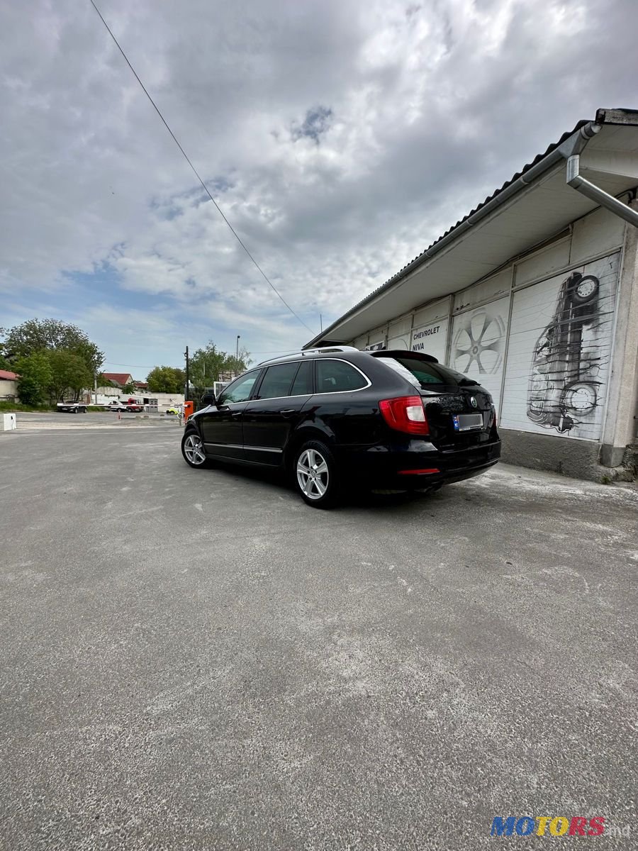 2010' Skoda Superb photo #5