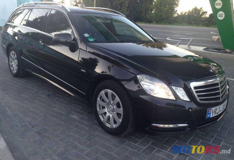 2011' Mercedes-Benz E photo #1