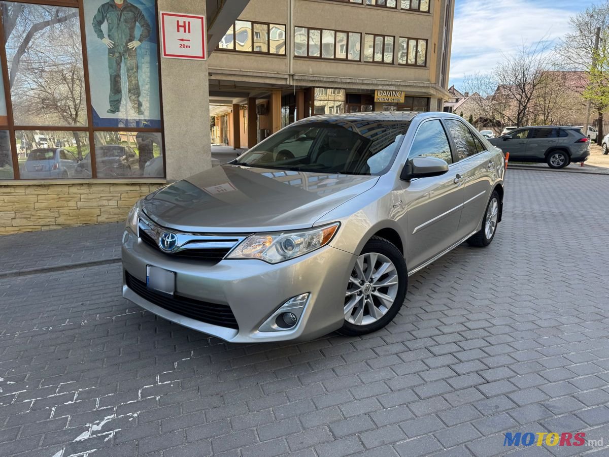 2014' Toyota Camry photo #1