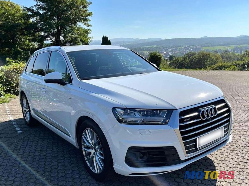 2017' Audi Q7 photo #3