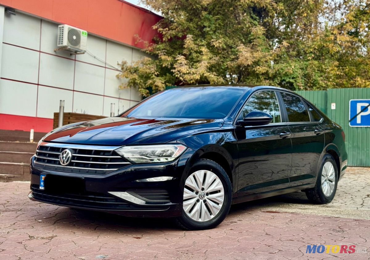 2018' Volkswagen Jetta photo #4