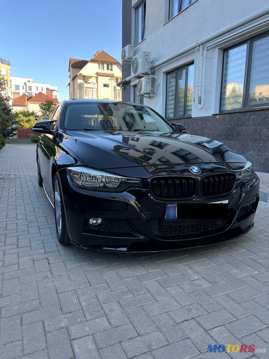 2016' BMW 3 Series photo #2