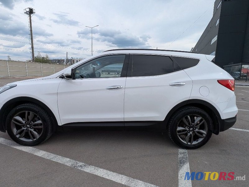 2014' Hyundai Santa Fe photo #4