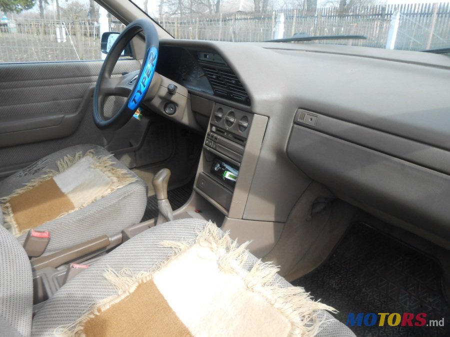 1990' Peugeot 605 photo #2