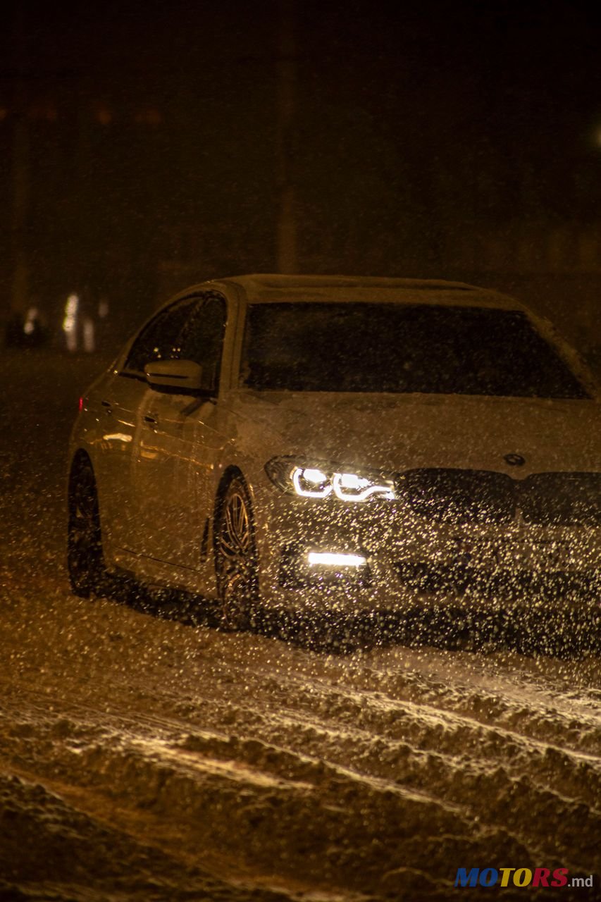 2017' BMW 5 Series photo #2