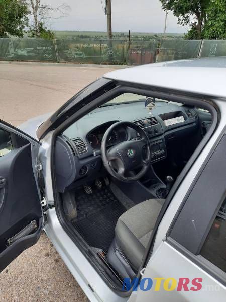 2008' Skoda Fabia photo #5