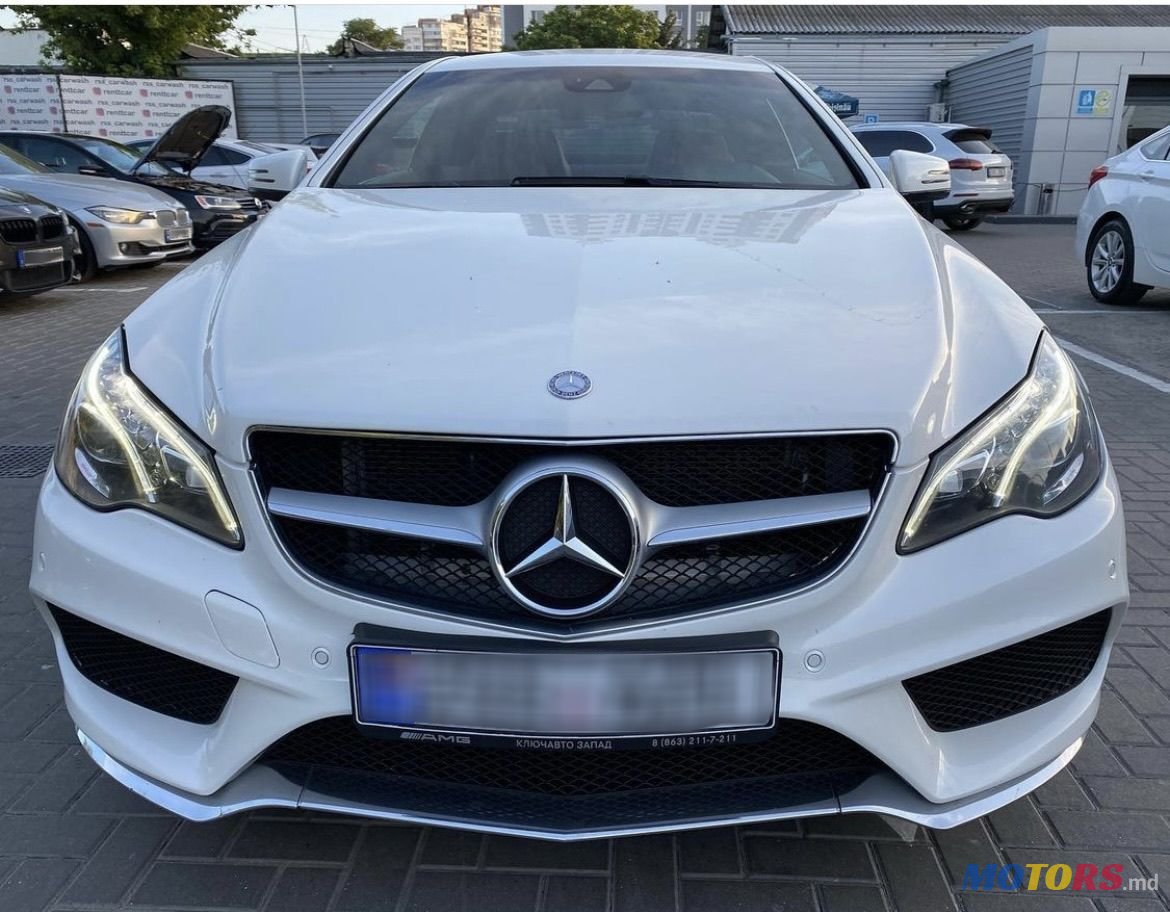 2013' Mercedes-Benz E Класс photo #2