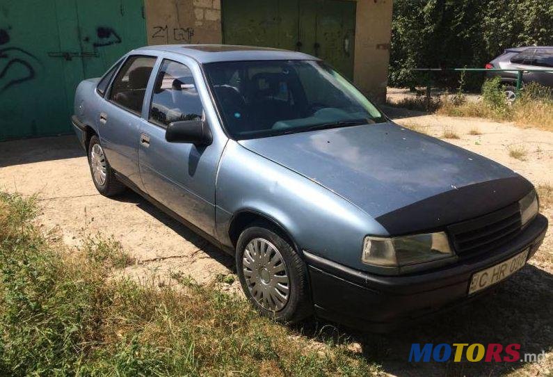 1989' Opel Vectra photo #1