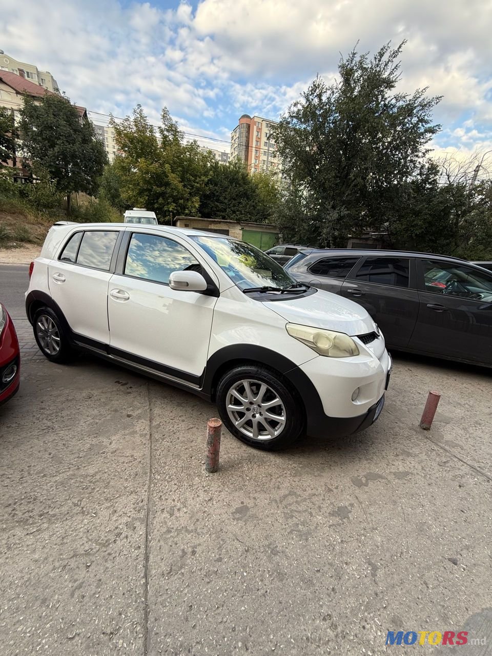 2010' Toyota Urban Cruiser photo #6