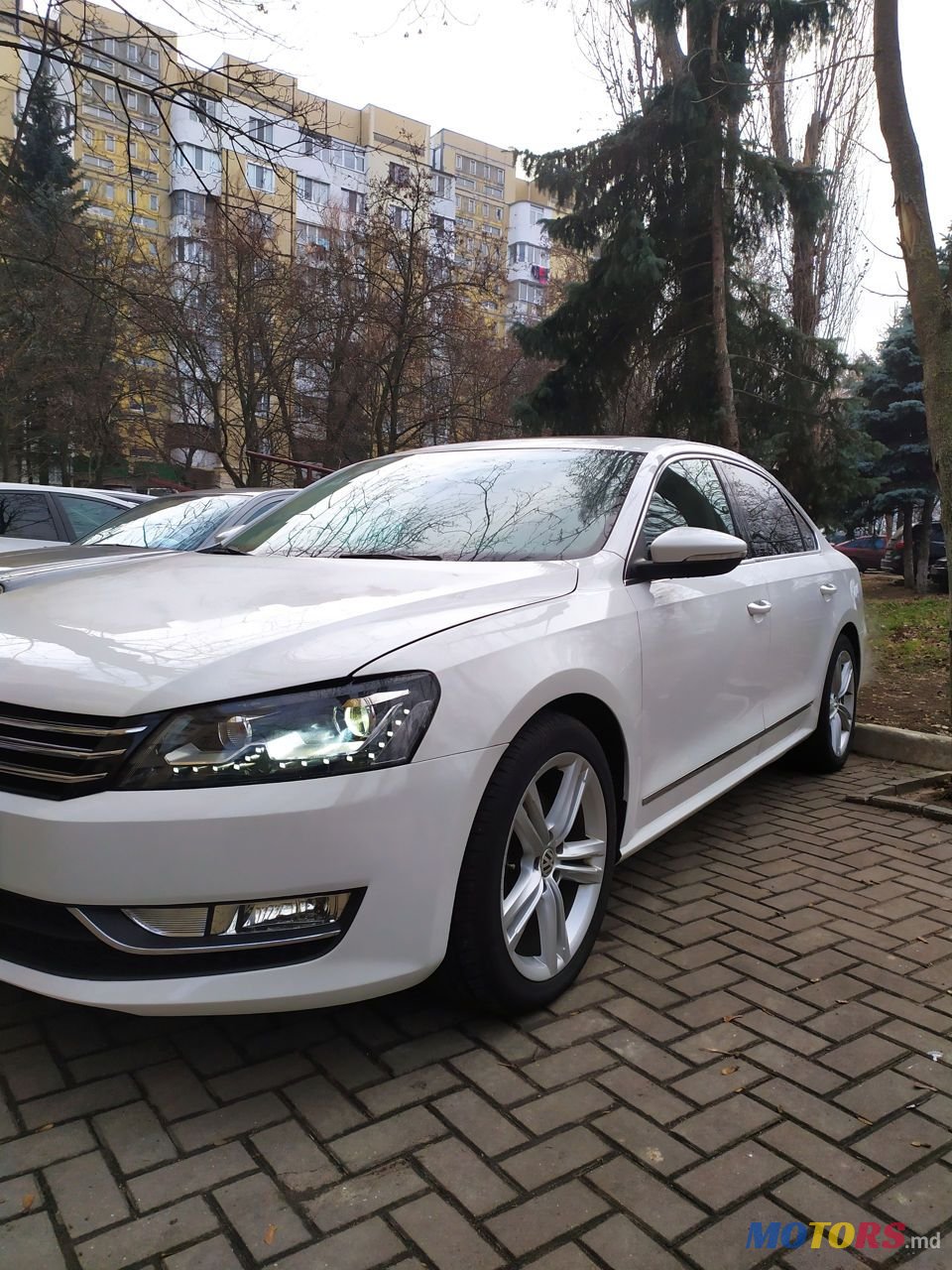 2012' Volkswagen Passat photo #3