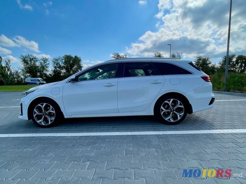 2021' Kia Ceed photo #3