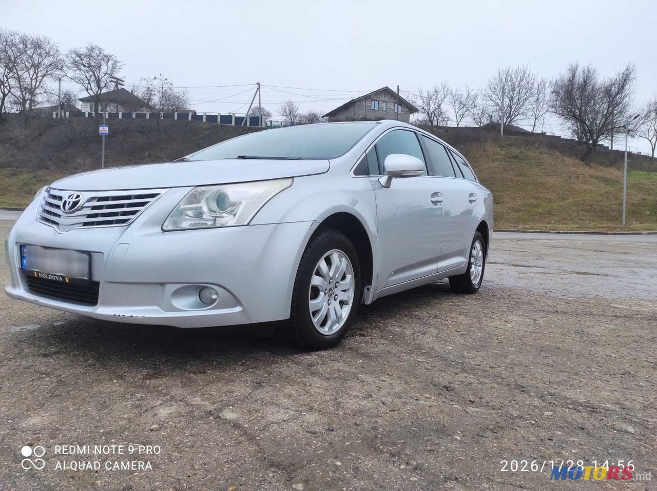 2011' Toyota Avensis photo #3