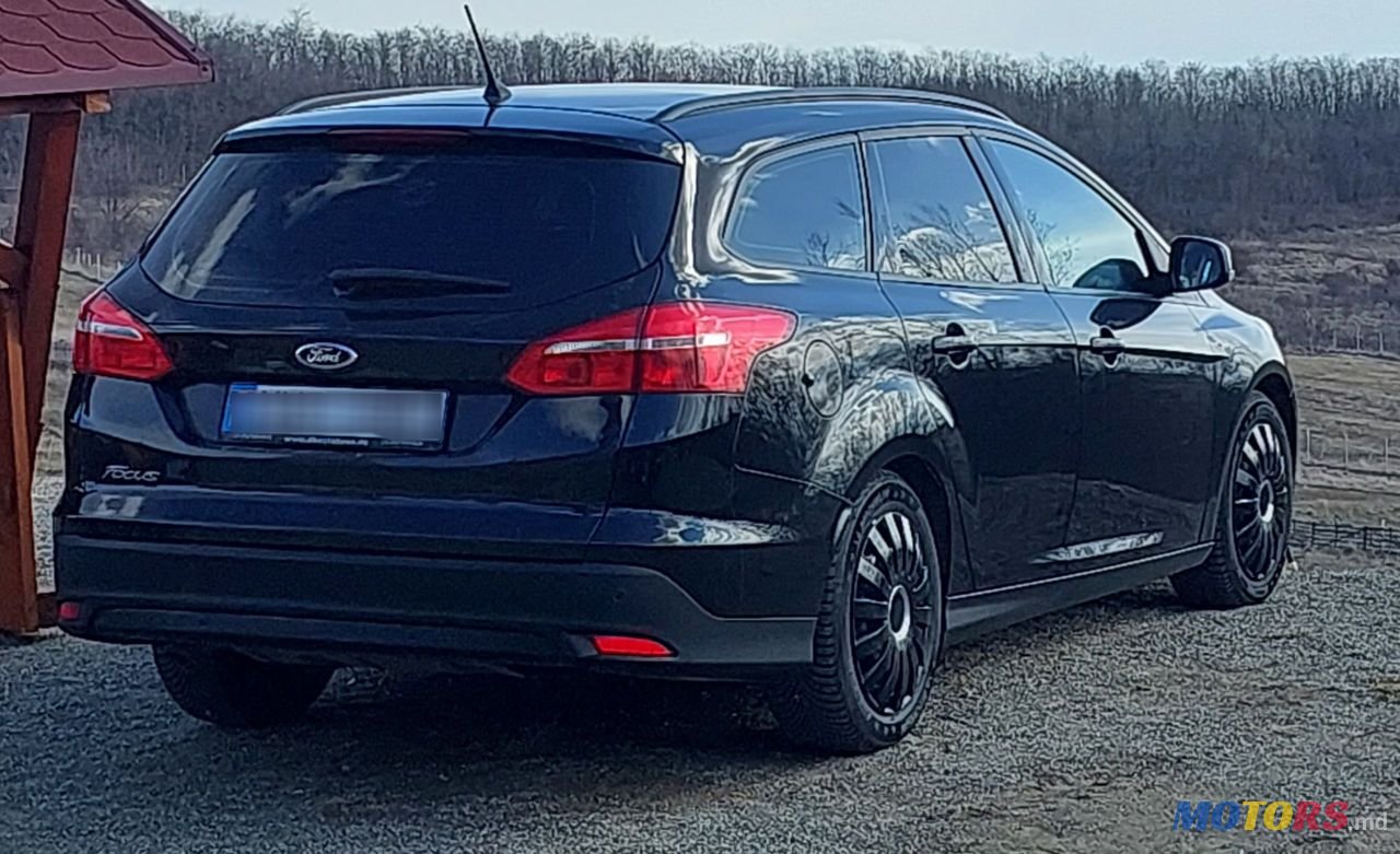 2015' Ford Focus photo #2