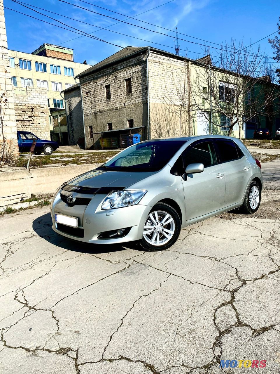 2008' Toyota Auris photo #5