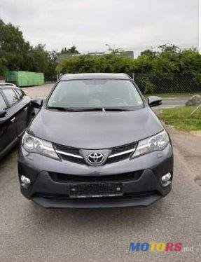 2015' Toyota RAV4 photo #1