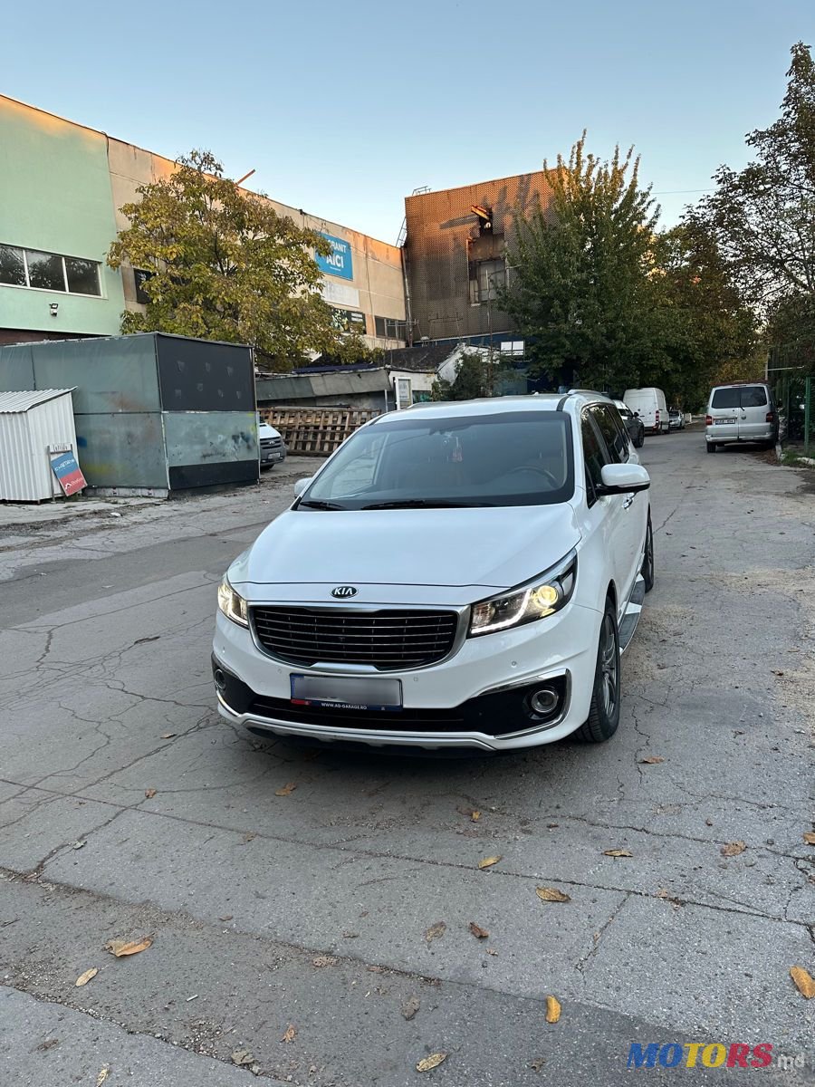 2016' Kia Carnival photo #1