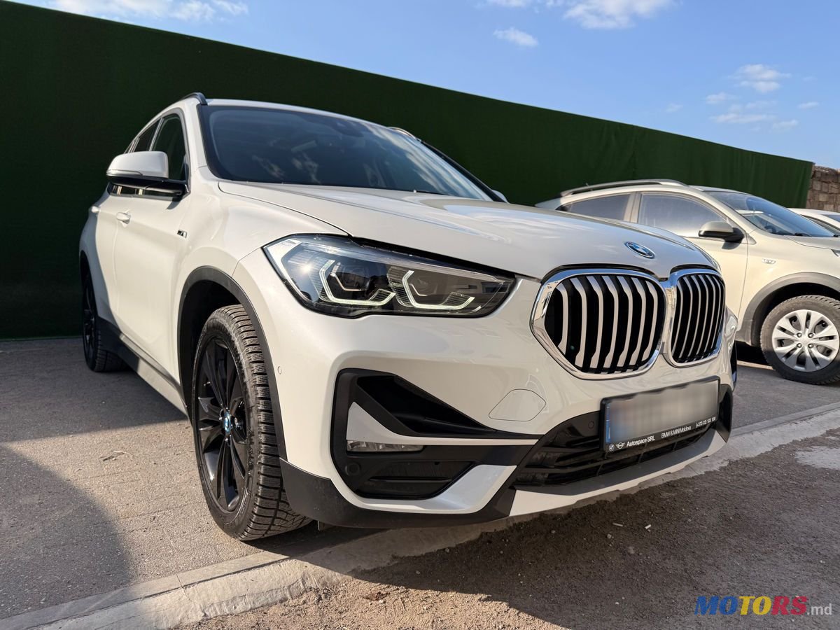 2023' BMW X1 photo #2