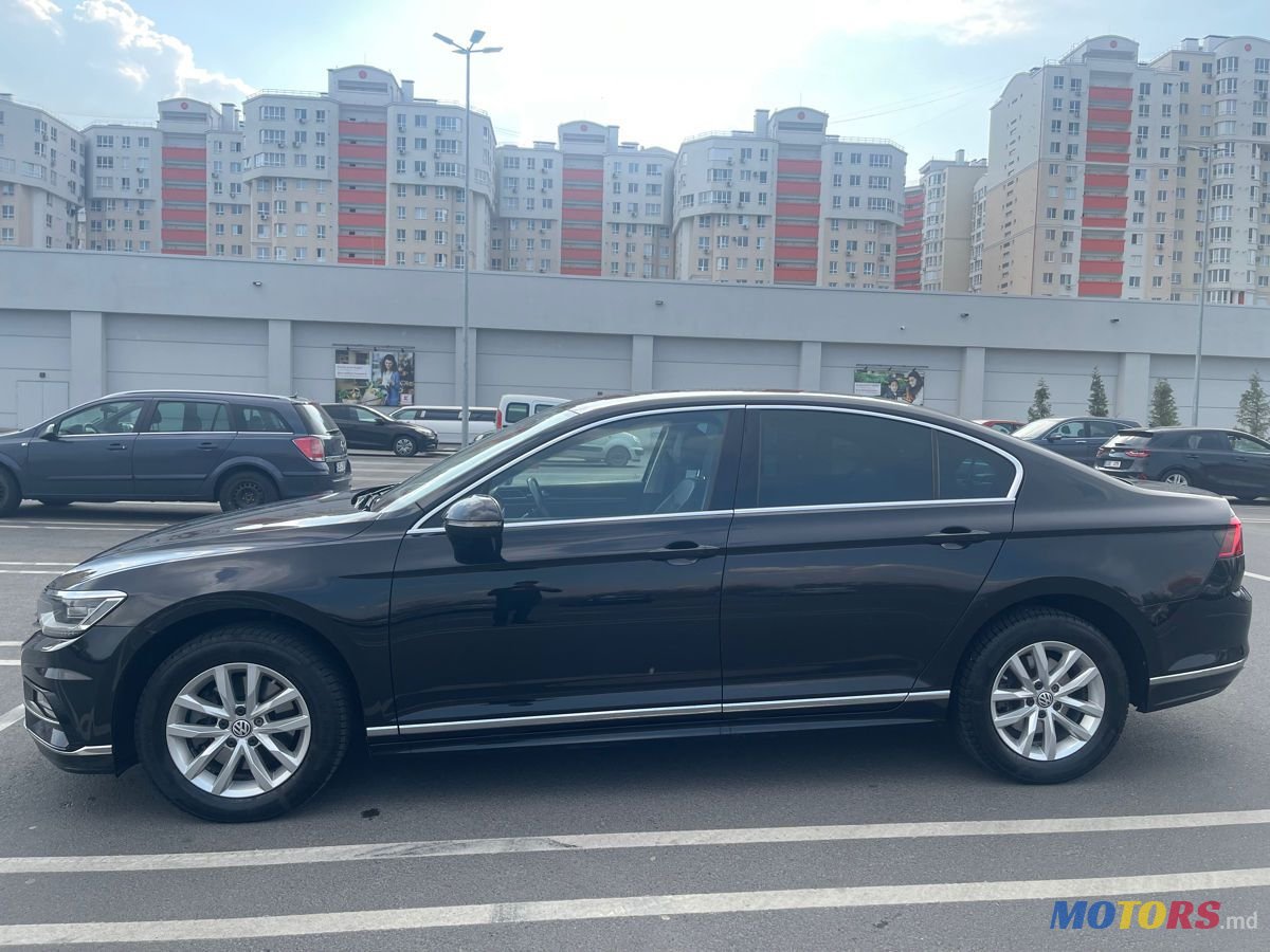 2018' Volkswagen Passat photo #3