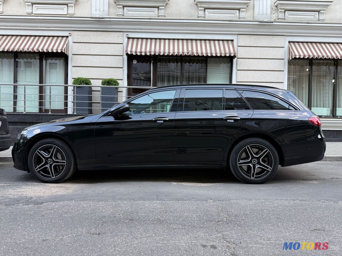 2021' Mercedes-Benz E-Class Wagon photo #2