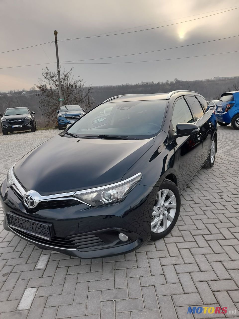 2015' Toyota Auris photo #4