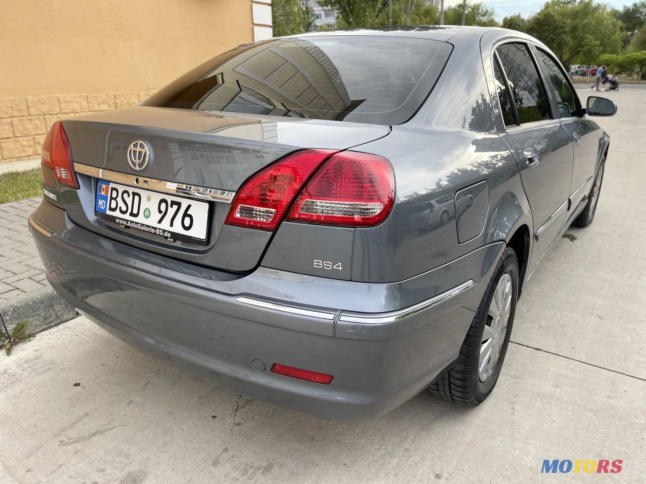 2009' Brilliance BS4 photo #4