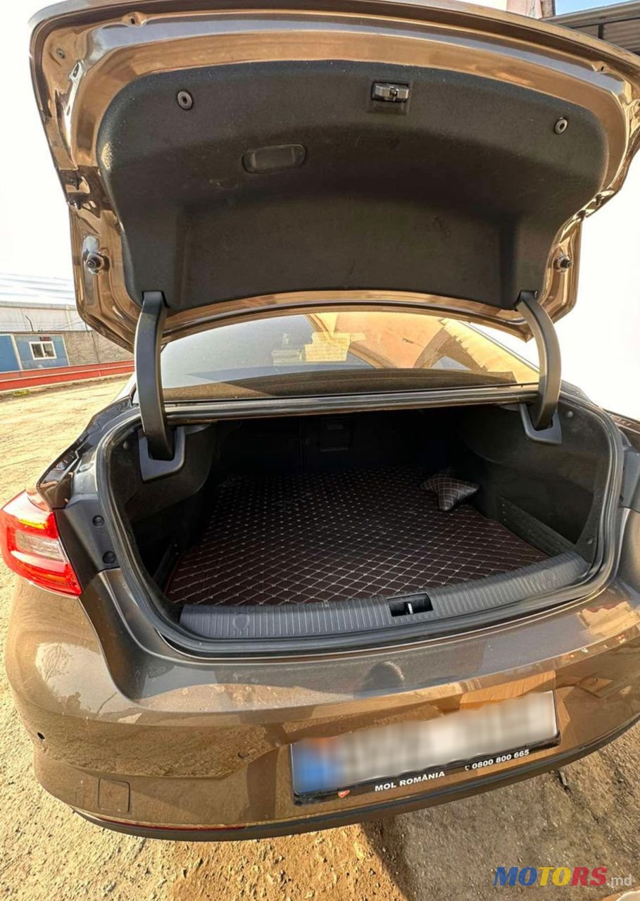 2016' Renault Talisman photo #2