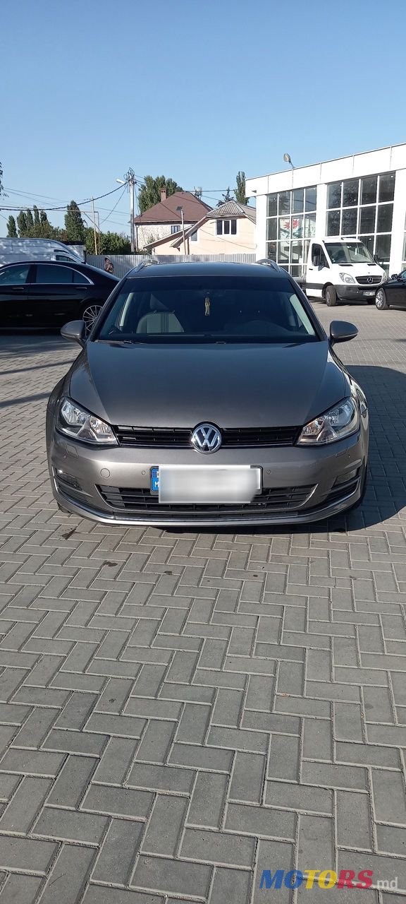 2016' Volkswagen Golf photo #2
