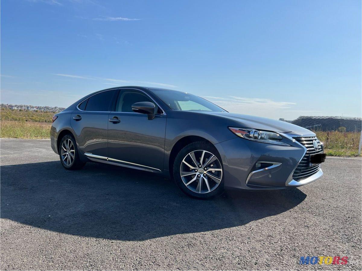 2016' Lexus Es Series photo #2