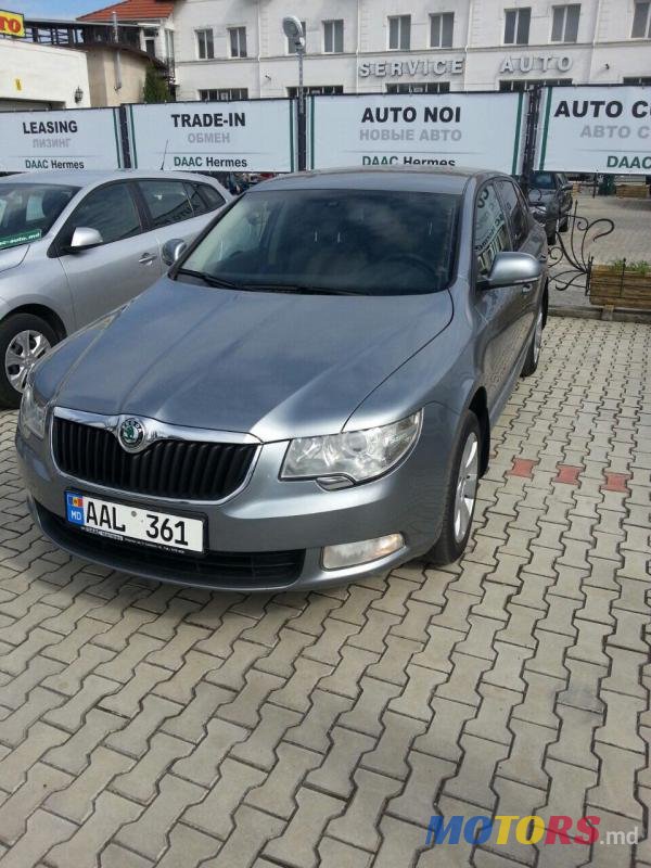 2012' Skoda Superb photo #1