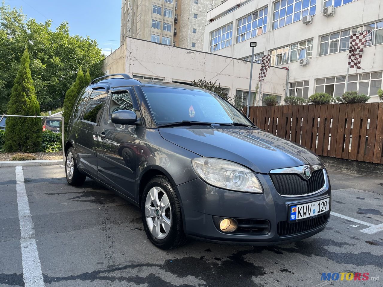 2009' Skoda Roomster photo #1