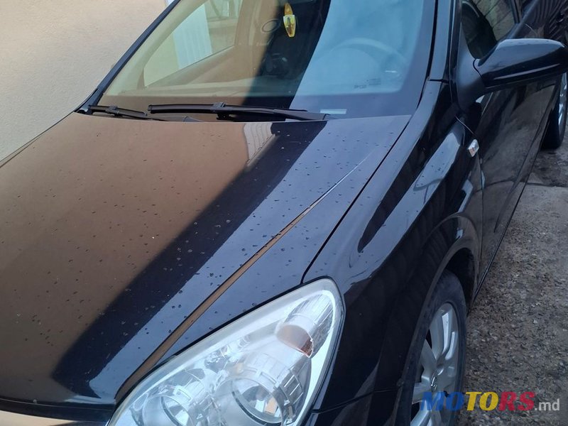2008' Opel Astra photo #4