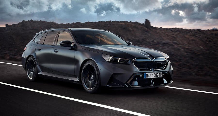 BMW M5 Touring 2025