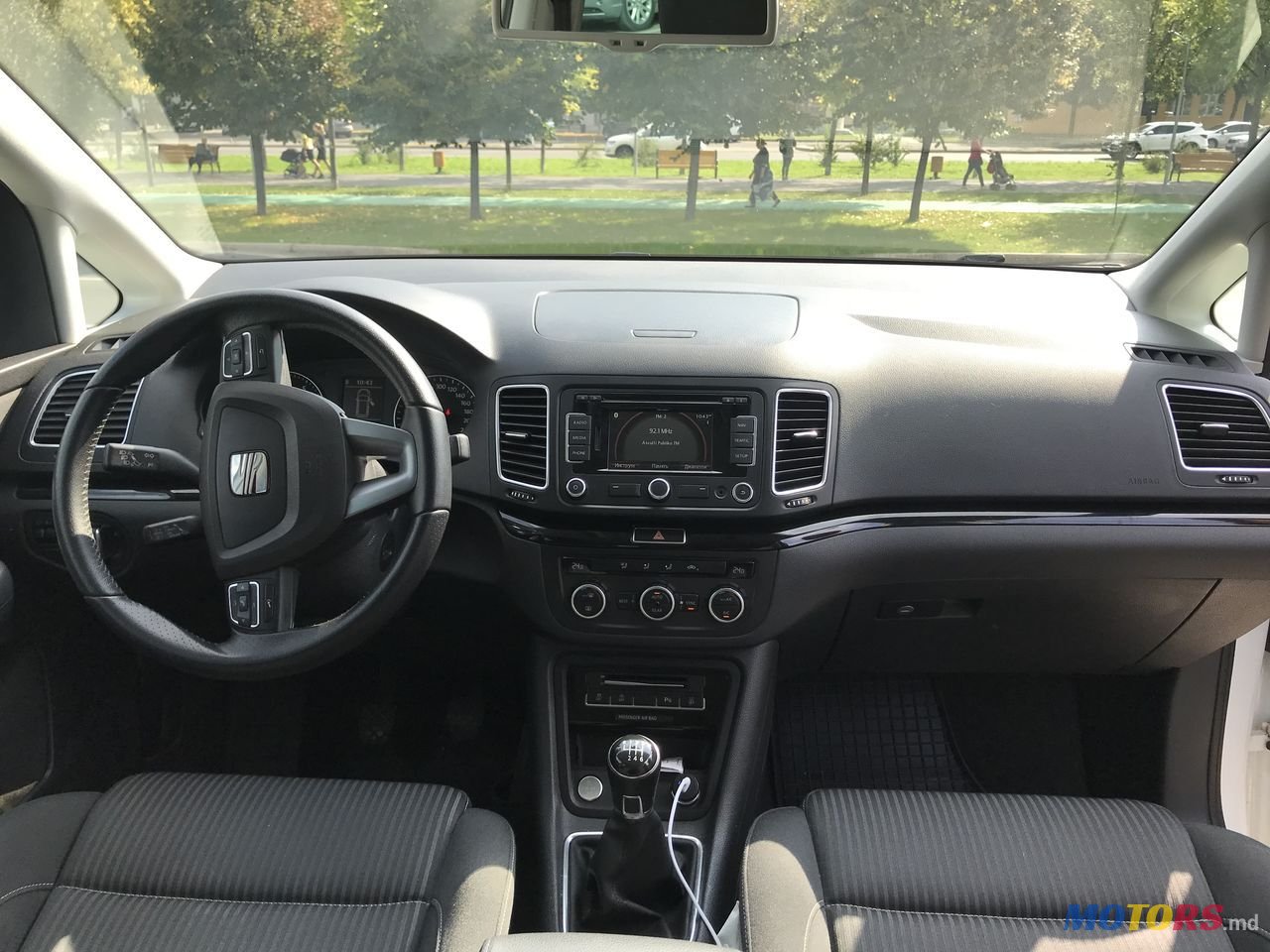 2014' SEAT Alhambra photo #5