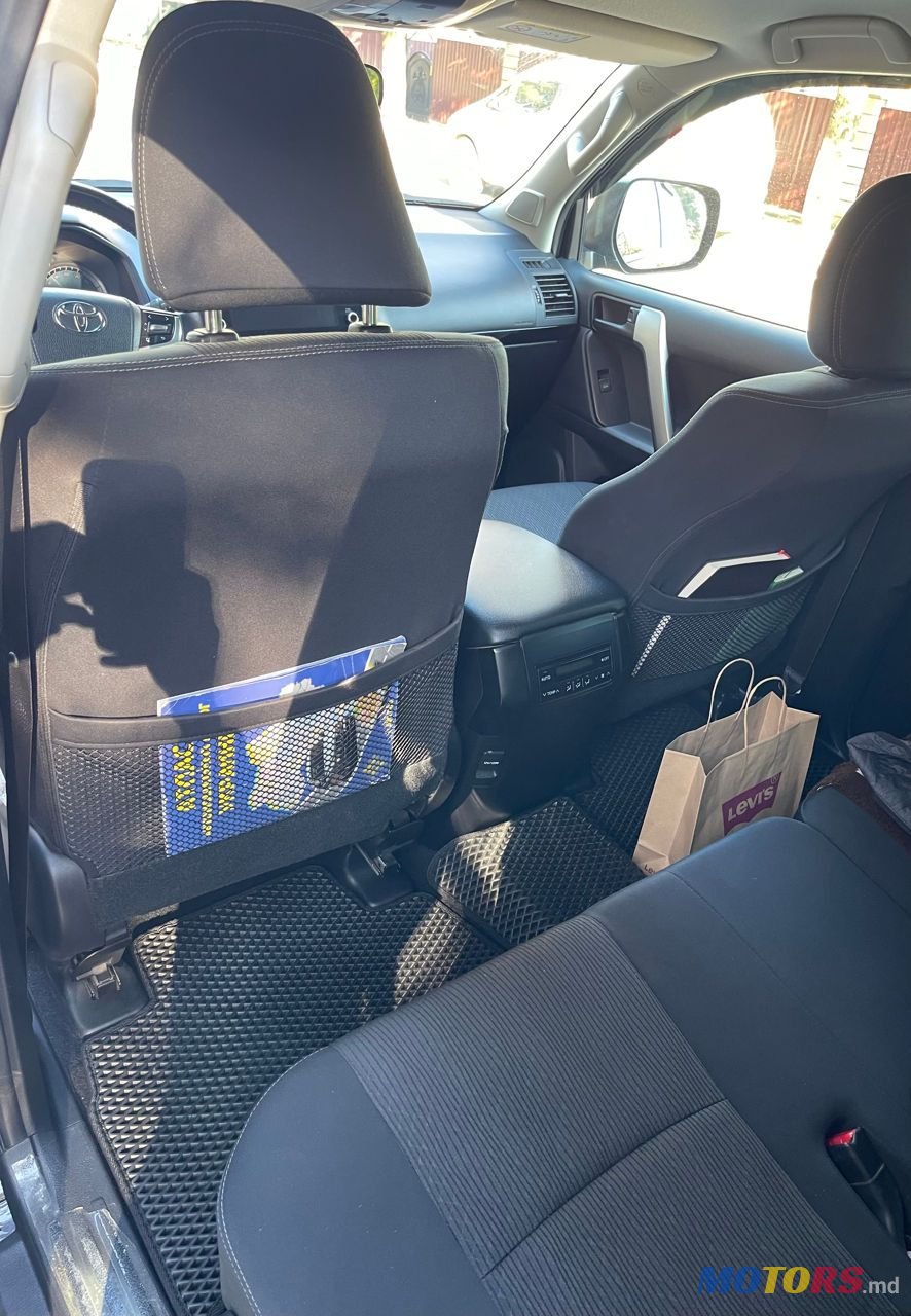 2021' Toyota Land Cruiser Prado photo #6