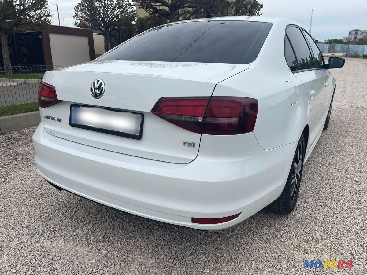 2015' Volkswagen Jetta photo #4