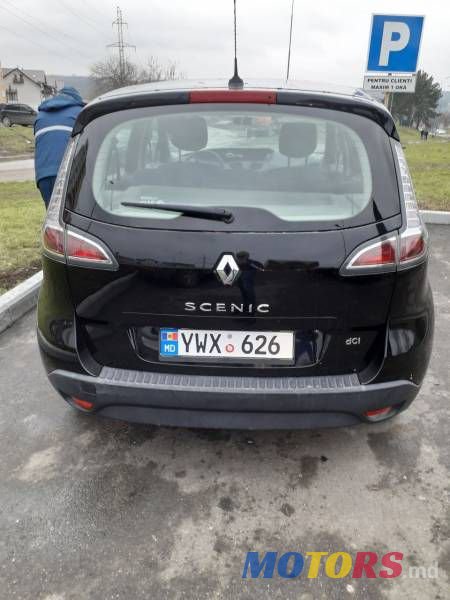 2012' Renault Scenic photo #3