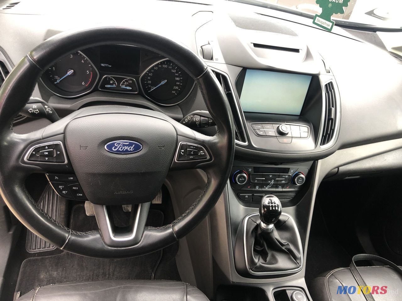 2015' Ford Grand C-MAX photo #4