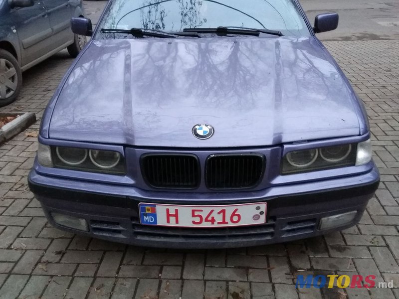 1993' BMW 318 photo #4