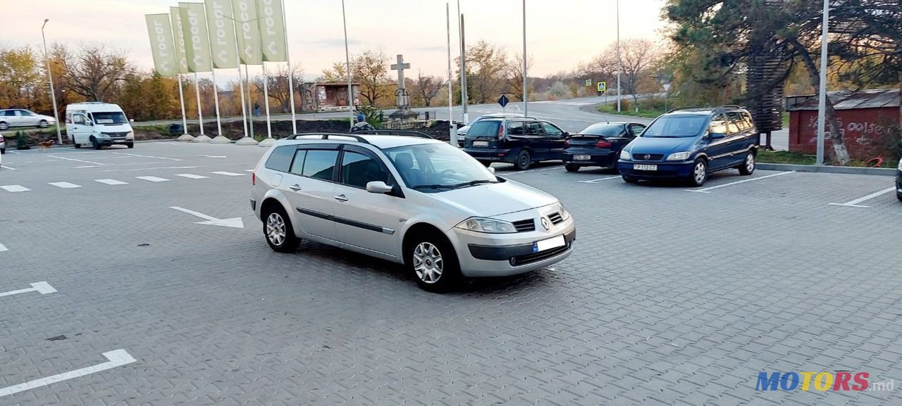 2005' Renault Megane photo #5