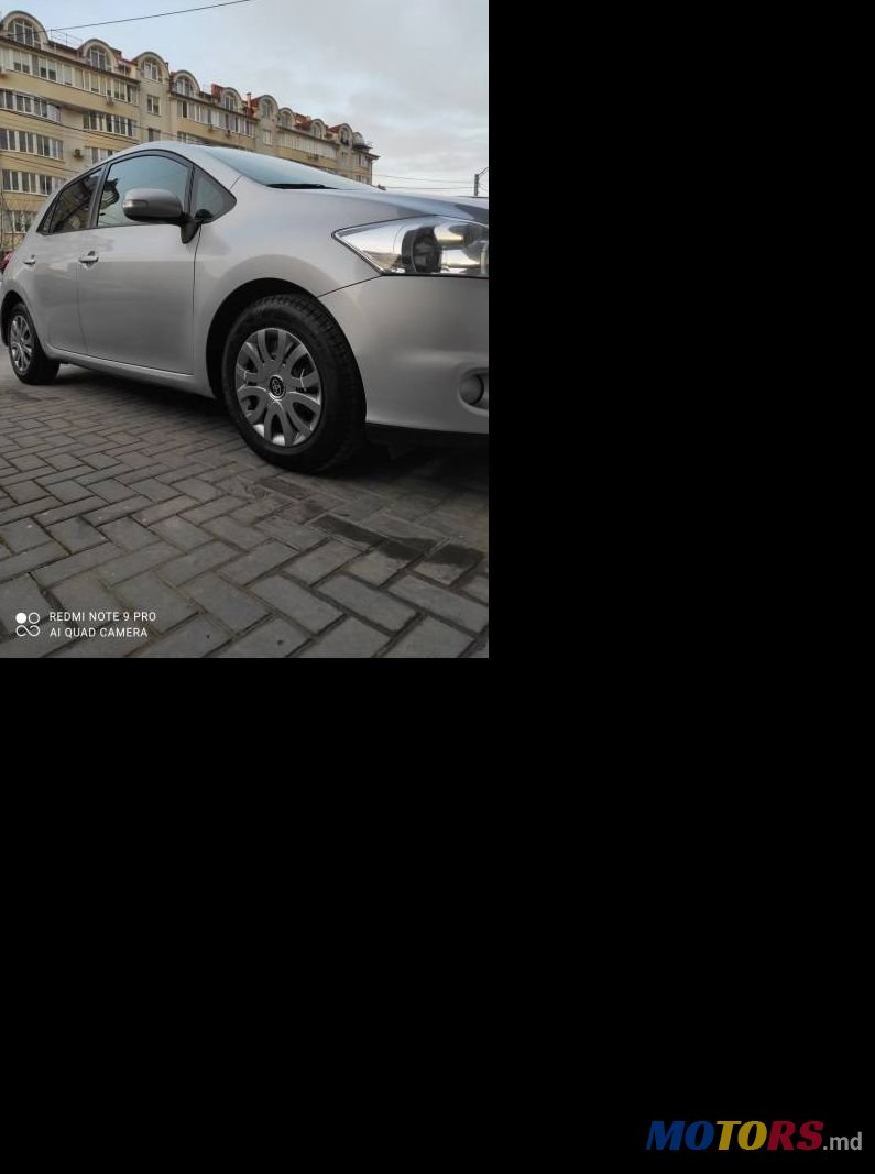 2010' Toyota Auris photo #1