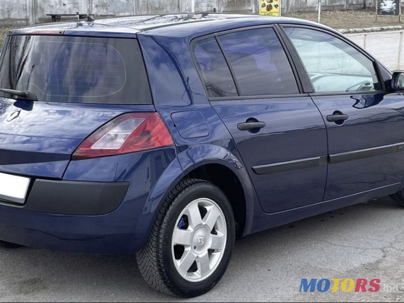 2005' Renault Megane photo #2