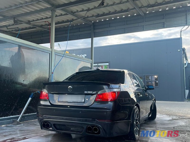 2005' BMW 5 Series photo #4
