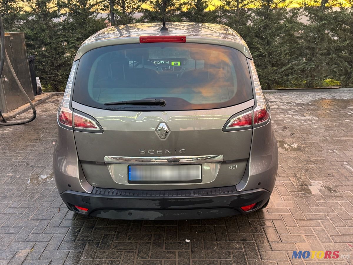 2015' Renault Scenic photo #4