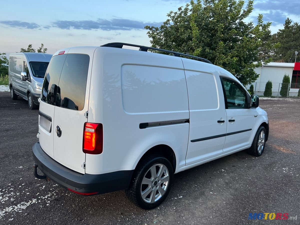 2016' Volkswagen Caddy photo #5