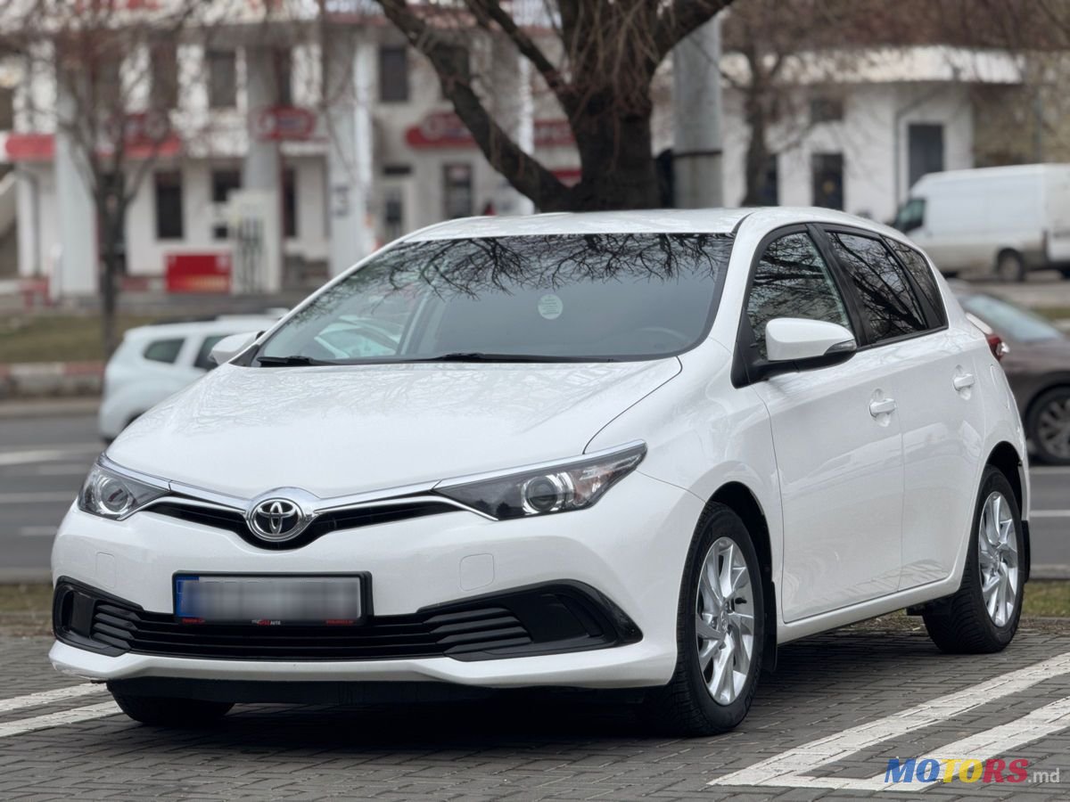 2018' Toyota Auris photo #2